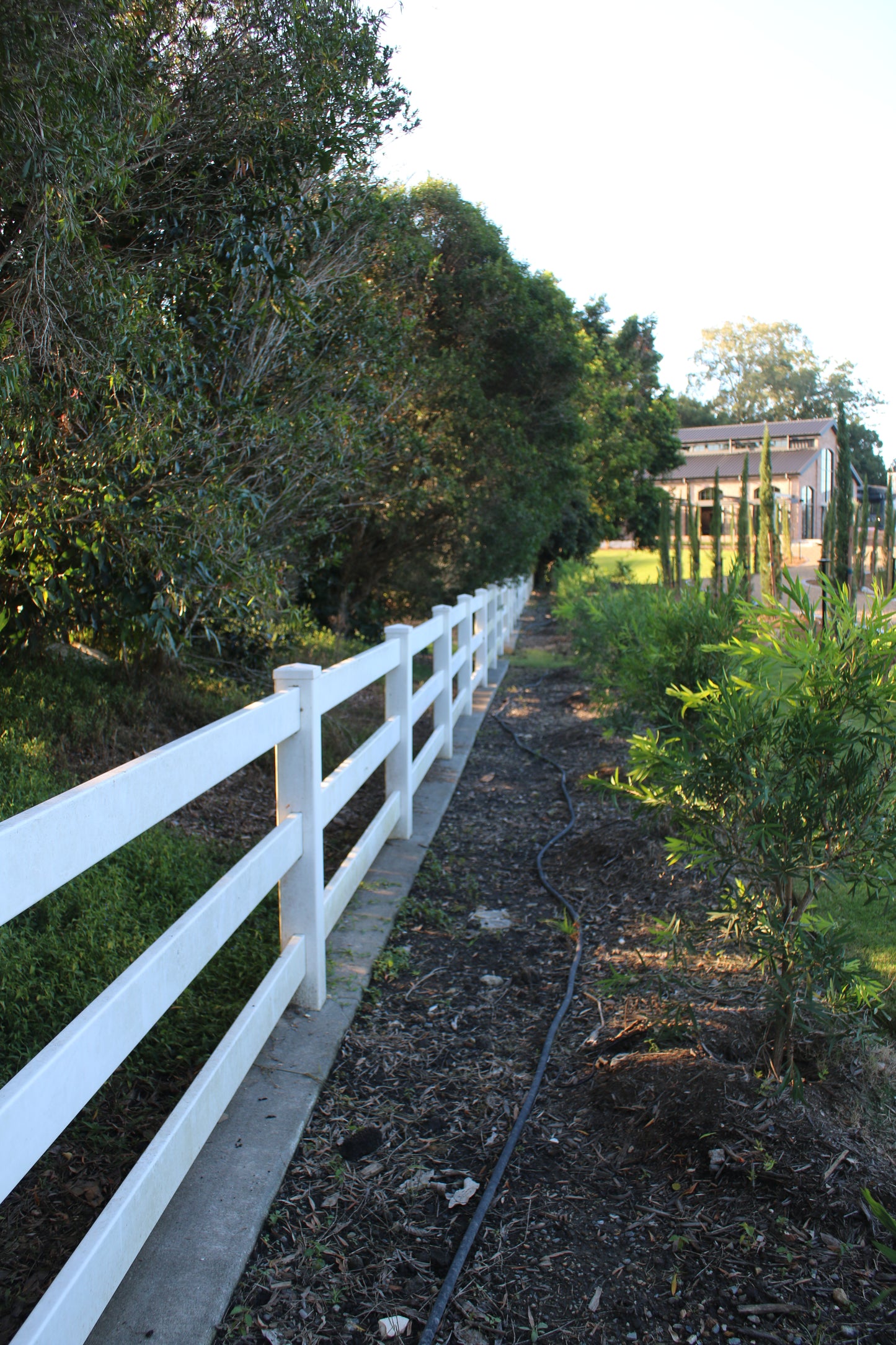 1,2,3,4,5 Rail Pvc Hampton fencing