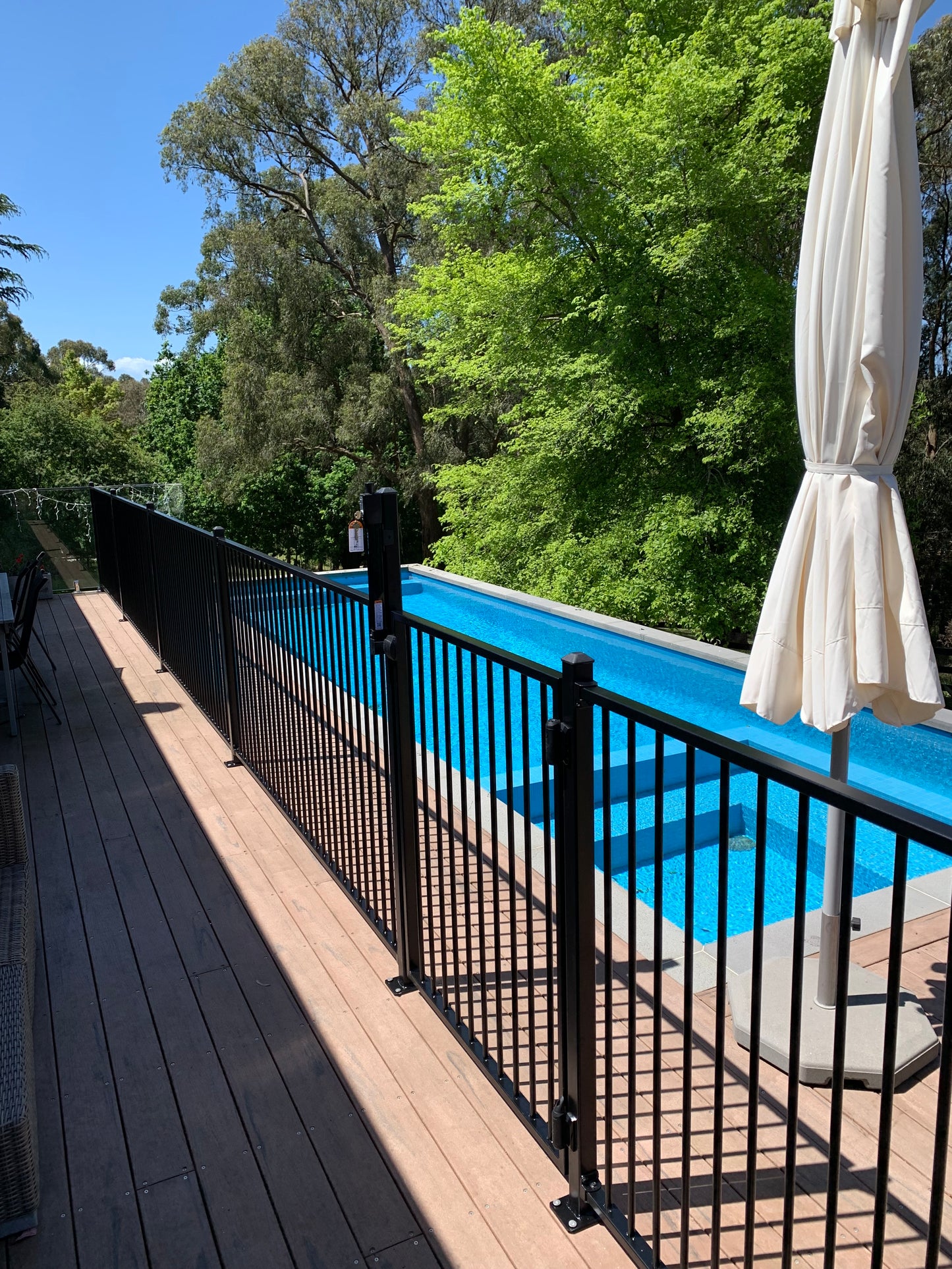 FLAT TOP FENCING - INSTALL