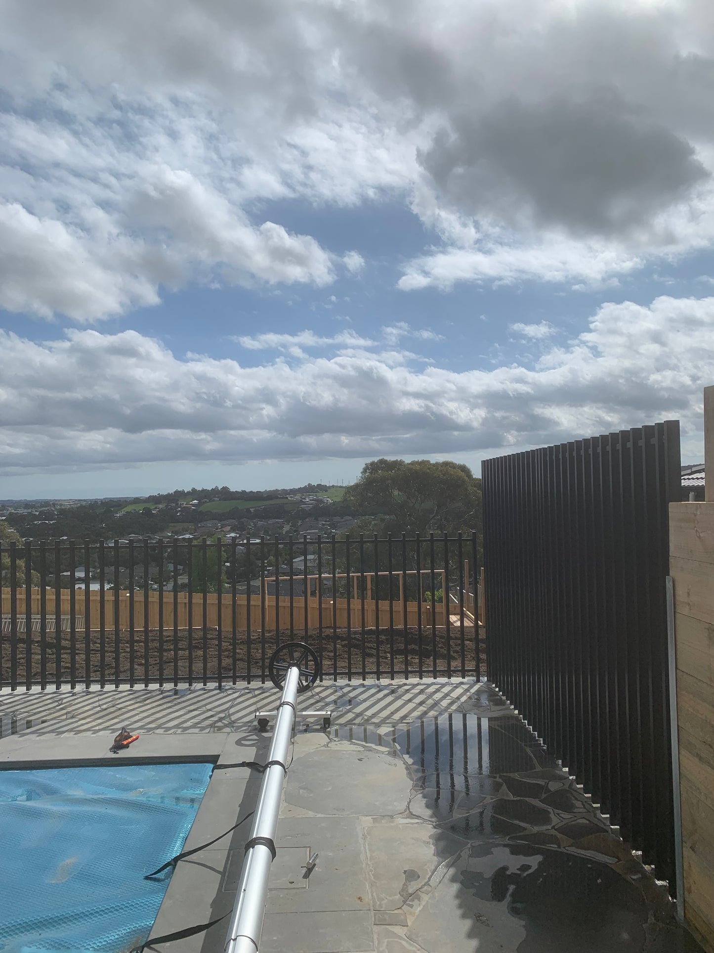 BATTEN FENCING - INSTALL